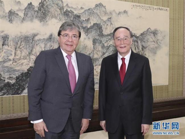 Vicepresidente chino se reúne con ministro colombiano de Relaciones Exteriores