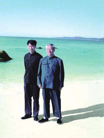 Ode au père : attachement à la famille et à la patrie de Xi Jinping et de son père