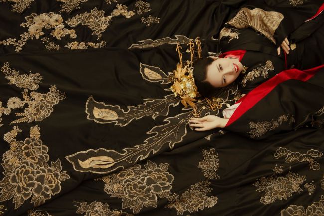 Фото в китайской национальной одежде от фотостудии  POETIC ORIENTAL BEAUTY