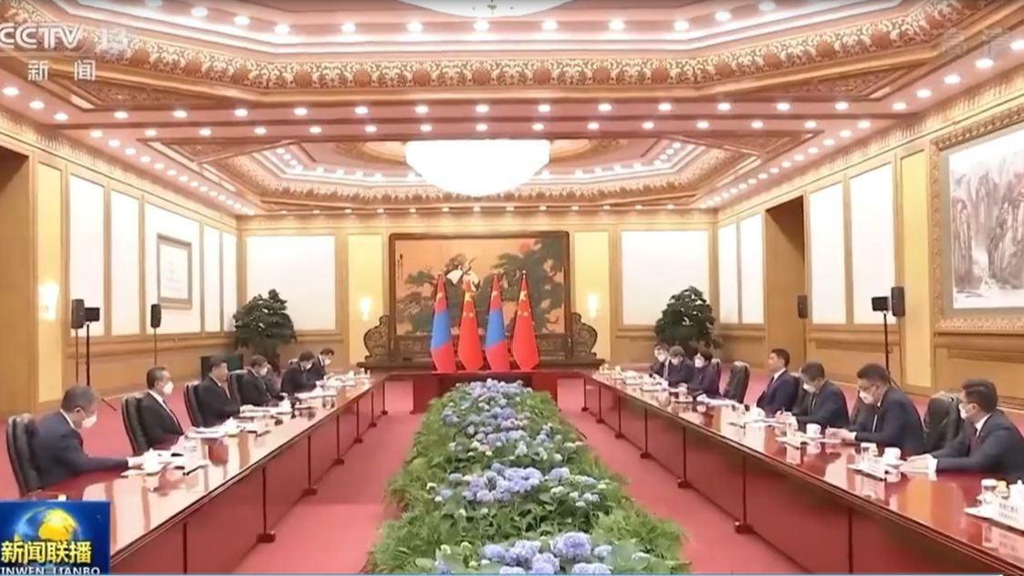 습근평 주석, 오흐나 후렐수흐 몽골국 대통령과 회담