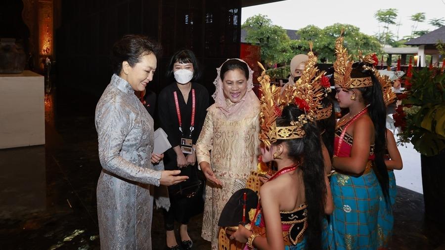 Peng Liyuan akutana na mke wa rais wa Indonesia