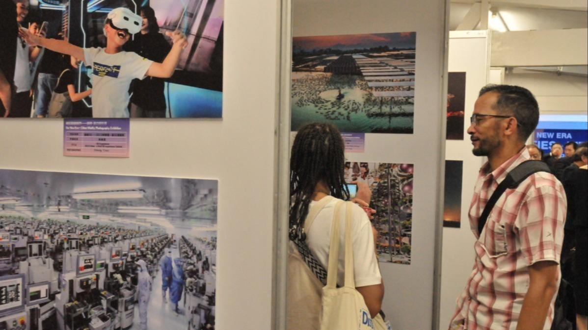 برگزاری نمایشگاه عکس دستاوردهای اصلاحات چین در آفریقای جنوبیا