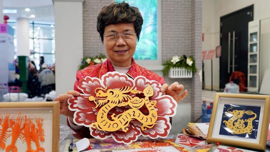 برگزاری نمایشگاه آداب و رسوم سال نوی چینی در شانگهایا