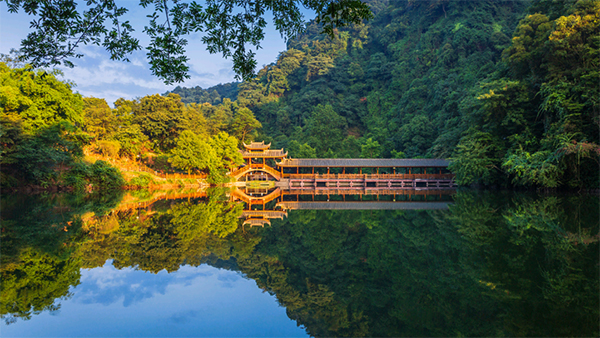 眉山市召開“生態文明建設·眉山十年”新聞發佈會_fororder_老峨山橙懷湖-供圖-丹棱縣委宣傳部