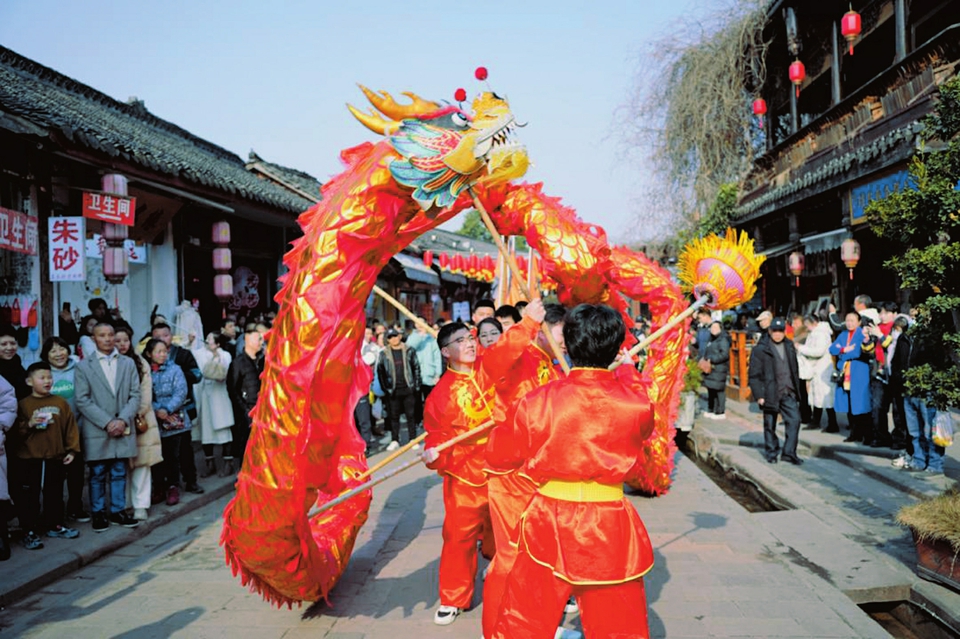 （轉載）龍年新春開門紅 成都文旅消費市場持續火熱