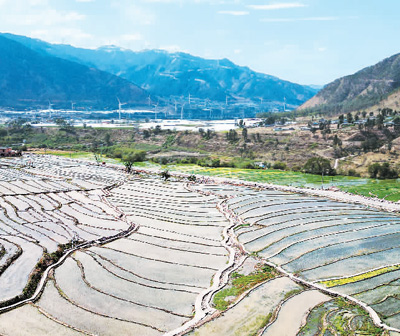 （轉載）　　涼山，那一片熱土