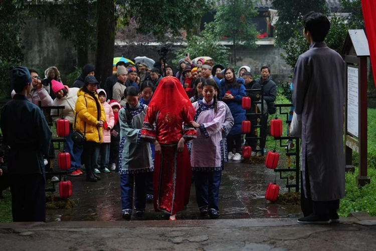 沉浸式情景戲劇《煙雨柳江》首次聯排演出