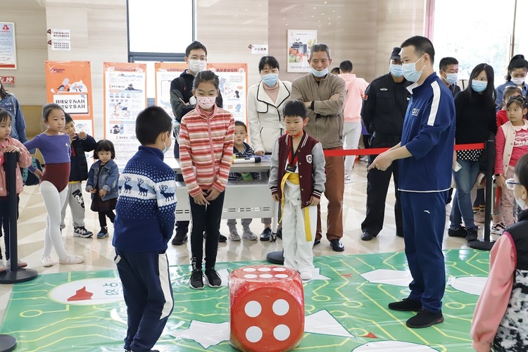 （轉載）築牢網絡安全青春防火牆 成都舉辦網絡安全宣傳周青少年日活動