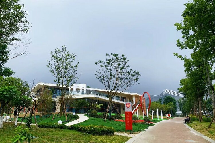 （轉載）成都：公園裏建城市 用綠色築底“未來之城”