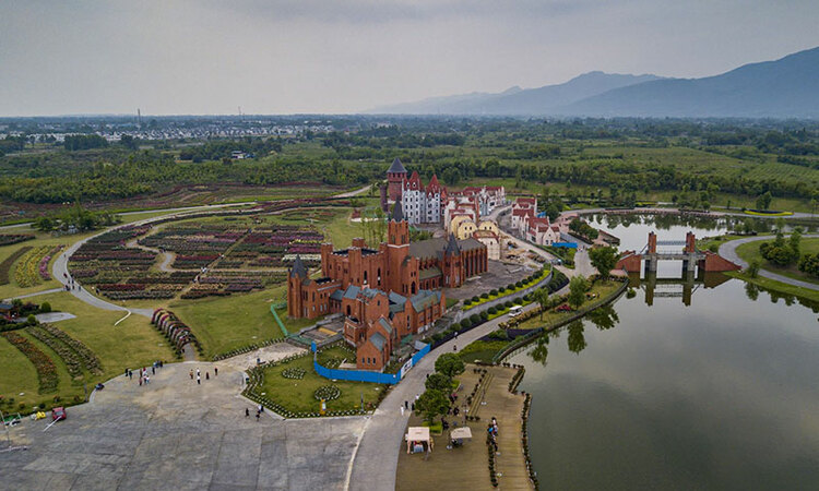 【創建天府旅遊名縣】綿竹：人間最美四月天 打卡中國玫瑰谷_fororder_QQ圖片20220429084153