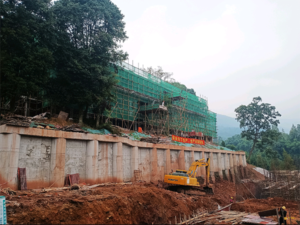 眉山洪雅：重點項目建設不停歇_fororder_“兩山轉化基地改擴建項目”施工現場--供圖-洪雅縣委宣傳部