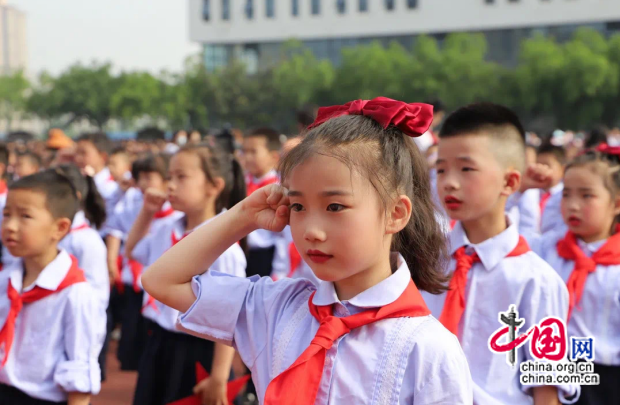 （轉載）祝賀！ 成都海濱小學這個少先隊集體喜獲全國“少先隊”最高榮譽