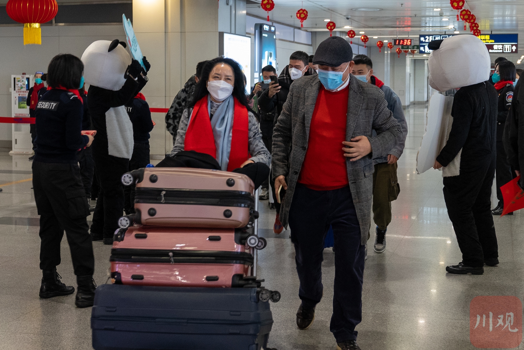 （轉載）入境新政實施 成都雙流國際機場首個入境航班抵達