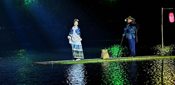 眉山洪雅：夜遊煙雨柳江 盡享文旅盛宴_fororder_夜晚煙雨柳江--供圖-洪雅縣委宣傳部