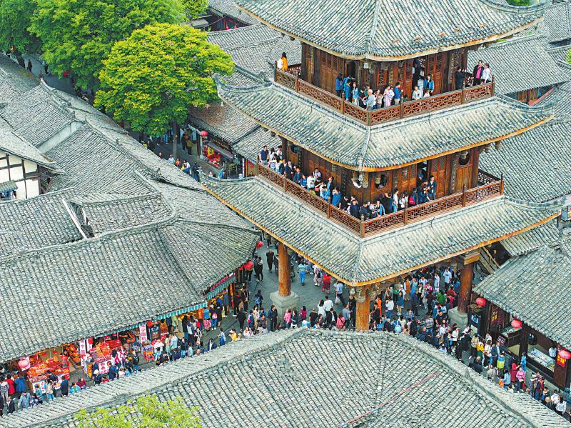 （轉載）新場景新體驗帶動新消費 “五一”假期文旅消費“火”_fororder_832b729272c600041e9d076210e35b65