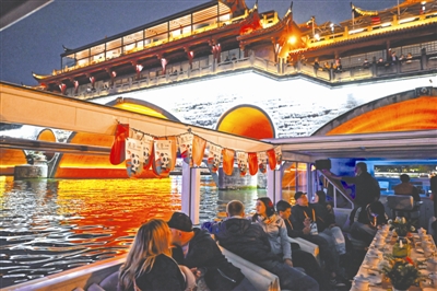 （轉載）點亮“一心兩軸三帶多點” 成都最美夜景迎大運