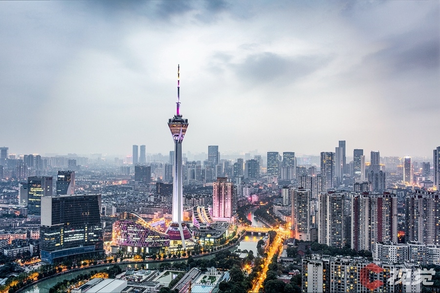 （轉載）都市夜未央 燈火點亮一座向上之城