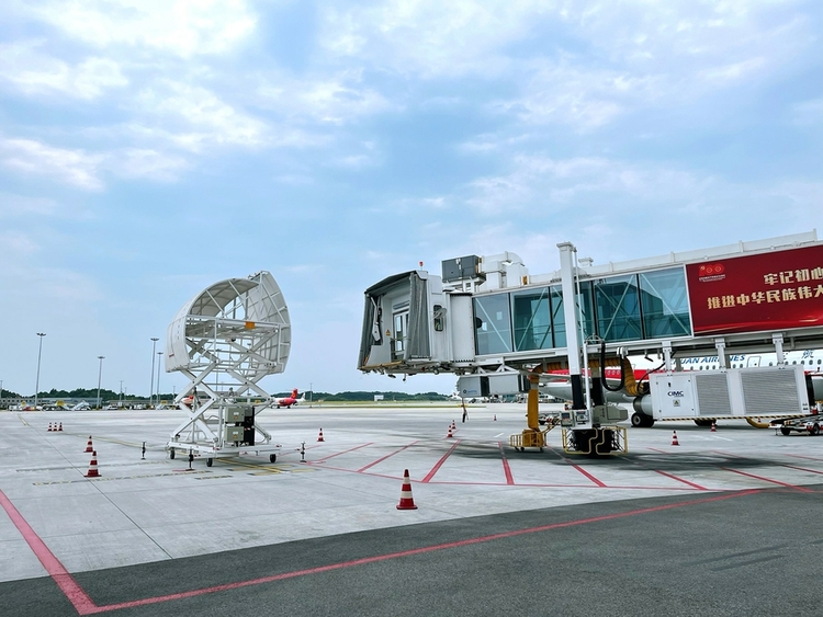 （轉載）全球首條遠程無人駕駛自動登機橋在成都天府國際機場投入使用