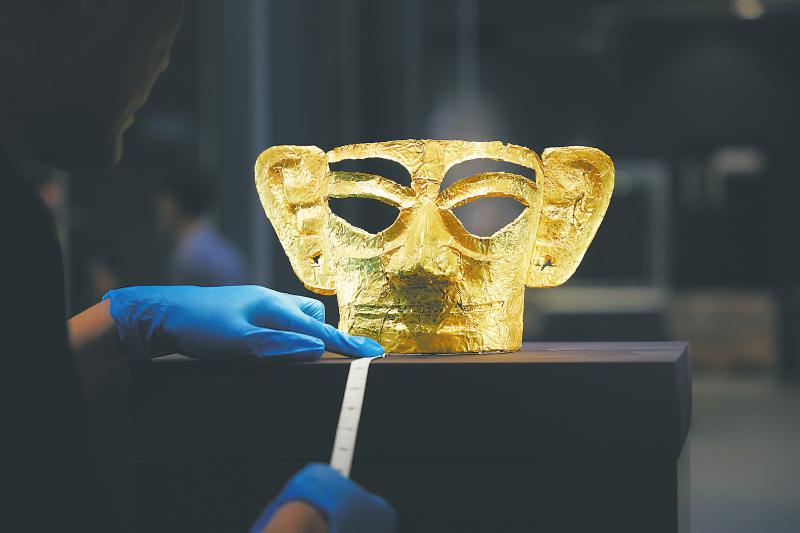 （轉載）“凝視三星堆”特展文物亮相香港故宮文化博物館_fororder_96fbeac1c8e5ed045736ed642fa2140d