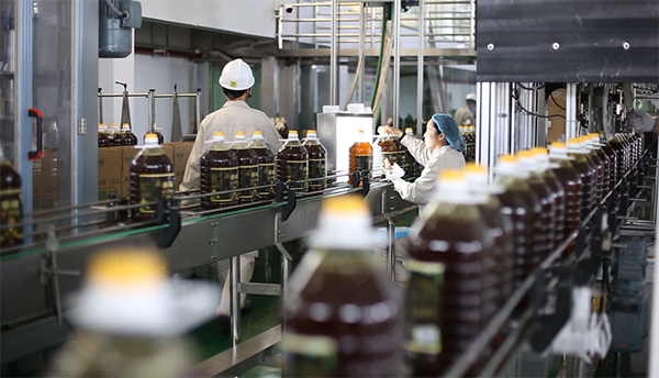 2024年中國西部（廣元）食品飲料産業發展大會即將舉行_fororder_中糧油脂（廣元）公司生産線