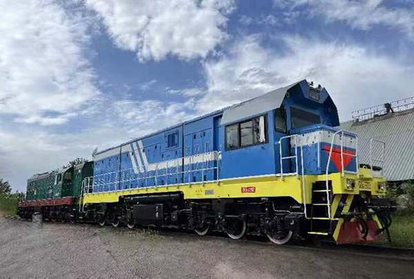哈薩克斯坦喜迎“中車資陽造”首臺CKD6S型機車_fororder_微信圖片_20240703170412