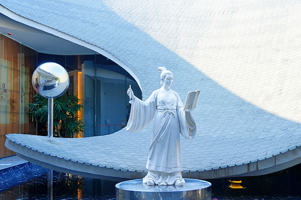 眉山青神：打造蘇母祠 傳承優良家風文化_fororder_程夫人雕像-攝影-呂鳳瑤