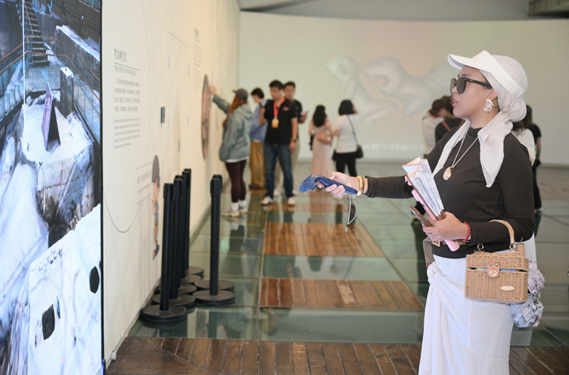 International Influencers Explore Jinsha Site: Ancient Shu Civilization Becomes an Instant Hit_fororder_圖片 2