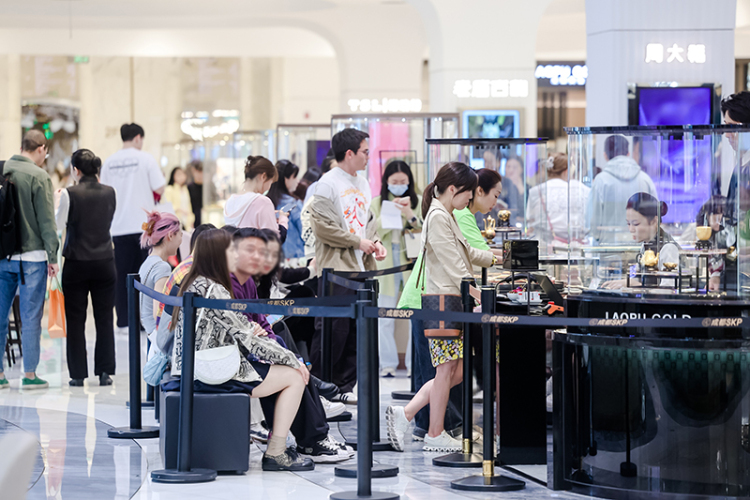 優化境外遊客消費體驗 成都高新區推行離境退稅“即買即退”_fororder_圖片-3