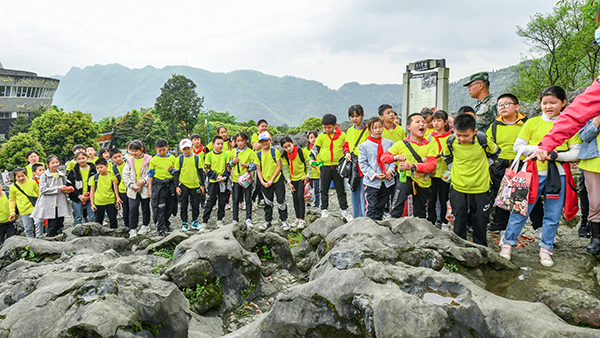 助力5A景區創建 宜賓‌興文石海打造地質旅遊新標杆‌_fororder_地質科普研學-供圖-宜賓市文化旅遊會展集團