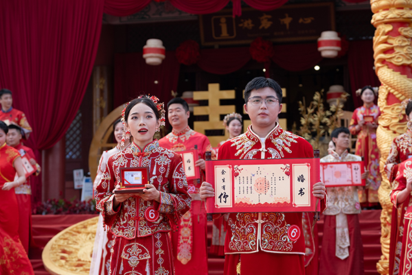 2025 宜賓・南溪長江婚典集體婚禮圓滿禮成_fororder_我們結婚啦--供圖-南溪區融媒體中心