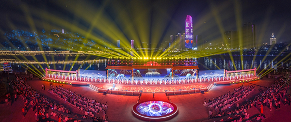 三江為媒 五糧作禮 首屆（2025）中國宜賓五糧液和美婚典舉行_fororder_首屆（2025）中國宜賓五糧液和美婚典活動現場-供圖-五糧液集團