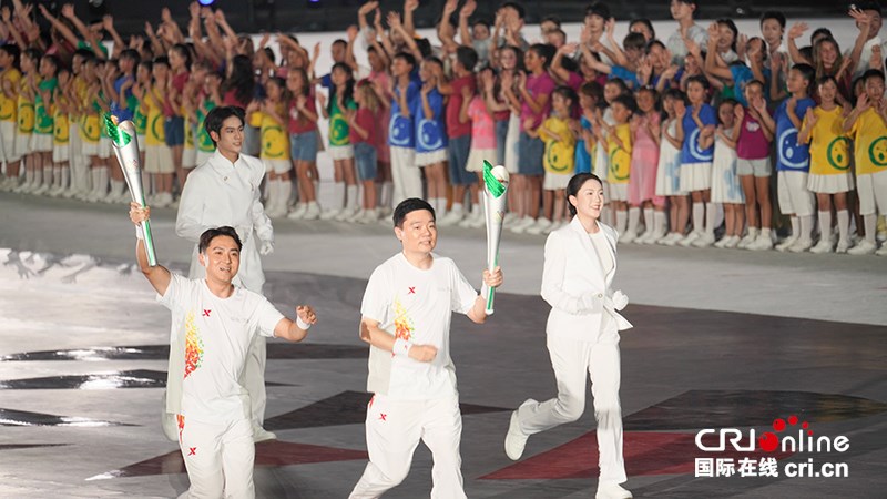 第十二屆世運會開幕式點亮成都夜空 上演“城市即舞臺”