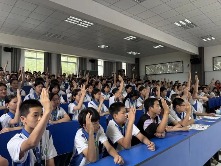 全民禁毒，守護家園！遂寧市公安機關組織開展形式多樣的禁毒宣傳活動