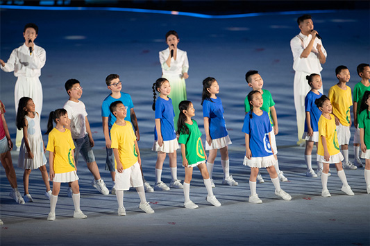 Singing Lights Up the Chengdu World Games Opening Ceremony, Embracing the World in Melody_fororder_童聲合唱《萬千》