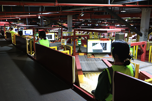 日處理超500萬單 資陽樂至這個轉運中心奮戰“雙十一”正酣_fororder_圖片-3