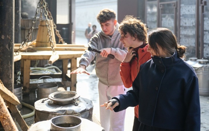 非遺潤鄉韻 酒香醉賓朋 綿竹非遺之旅圈粉國際嘉賓