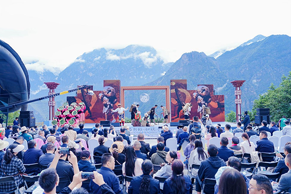 甘孜州九龍縣魁多鎮:茶馬新韻推新品 秘境尋蹤傳文化_fororder_圖片-4