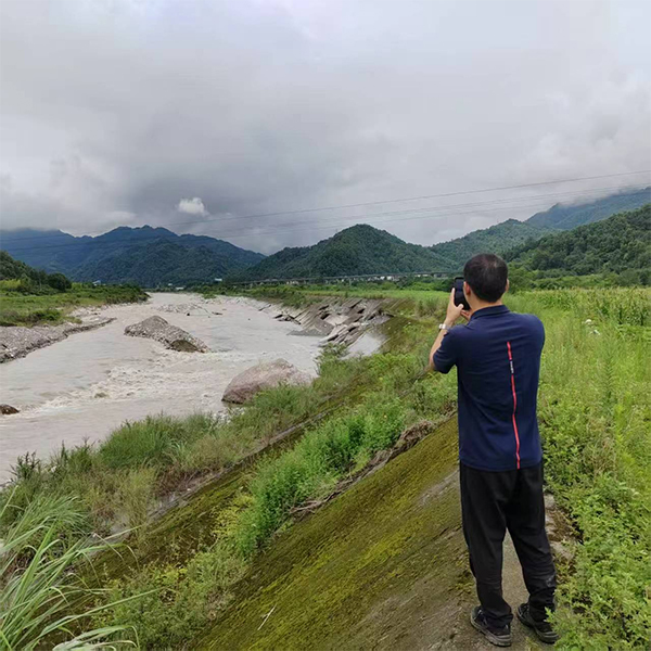 嚴峻形勢下 什邡又實現防汛減災“三零”目標_fororder_未標題-2