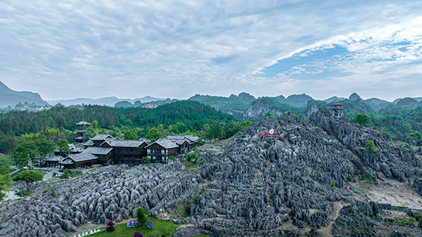 助力5A景區創建 宜賓‌興文石海打造地質旅遊新標杆‌_fororder_石海涌浪-供圖-宜賓市文化旅遊會展集團