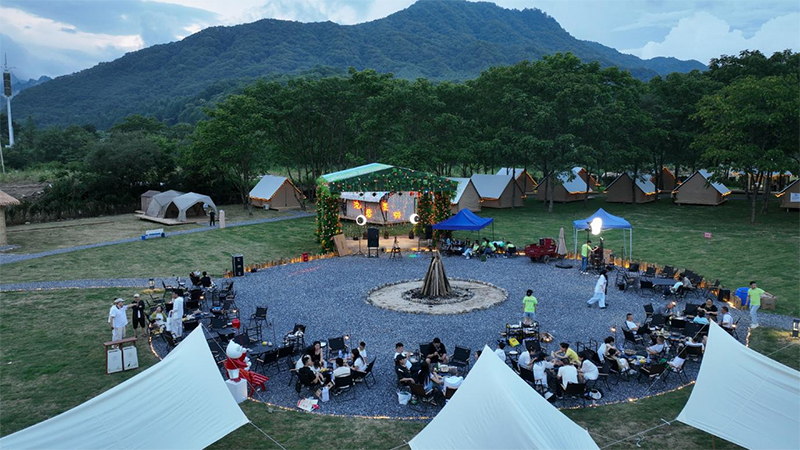 “光霧星野”點亮四川巴中米倉山之夏
