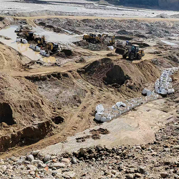 嚴峻形勢下 什邡又實現防汛減災“三零”目標_fororder_未標題-1