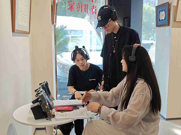 成都造！百年文化老字號首個微短劇正式開機_fororder_圖片-3