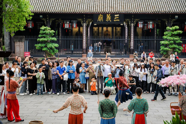 成都武侯祠：粽情端午 共話三國_fororder_圖片-1