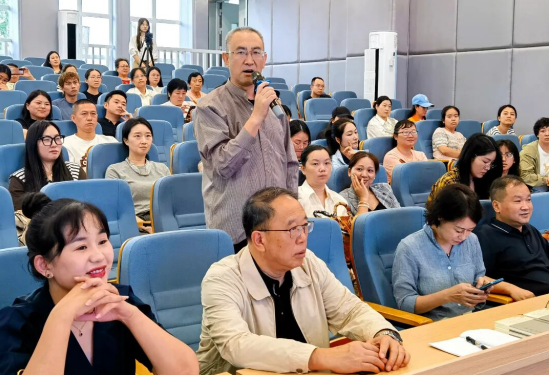 緩解教育焦慮 共護成長之路——“四川省直作家進校園”系列活動走進成都市桐梓林小學