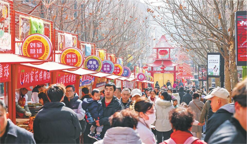 青島：新春市集，逛吃玩樂年味足