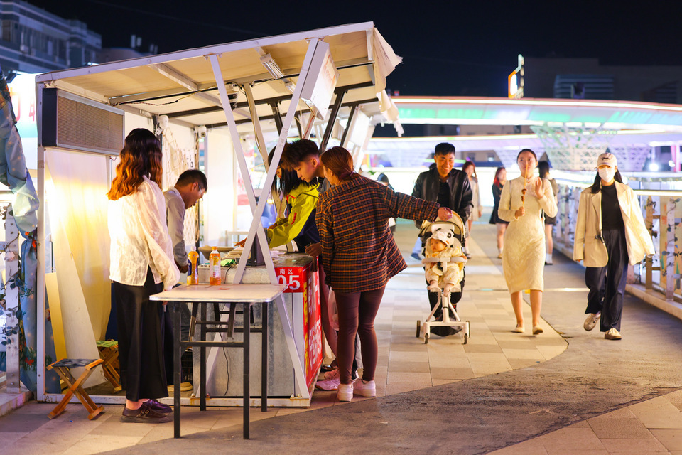 山東聊城：鐵塔夜市夜經濟