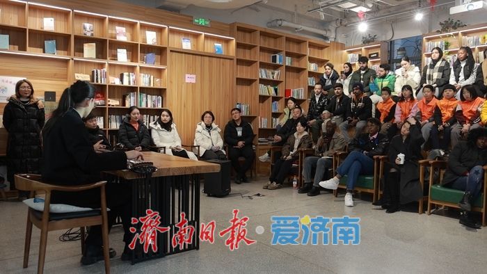 “泉”在濟南過大年 | 國際文化交流沙龍：中外青年書房共聚，共迎蛇年新春