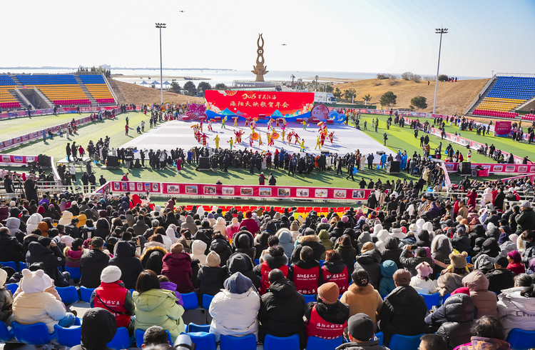 全國秧歌匯海陽 扭出火紅幸福年