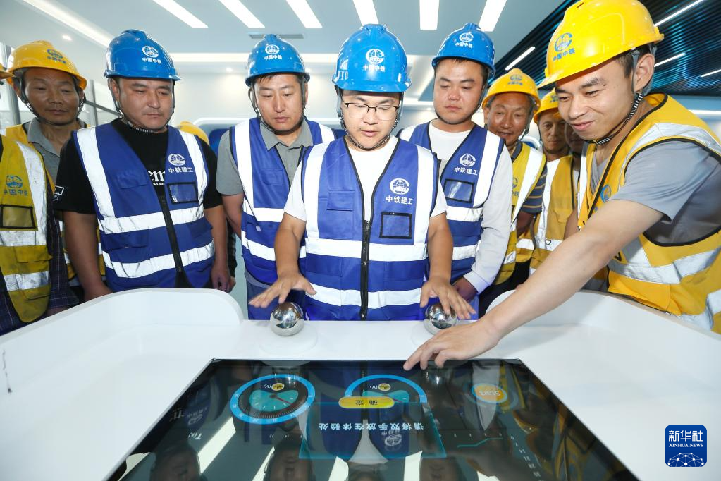 山東即墨：“安全生産月”裏學安全
