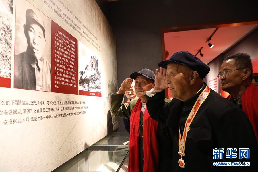山東沾化：陪老兵過重陽
